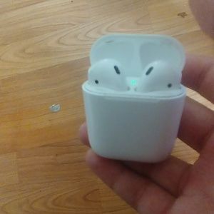 Air Pods